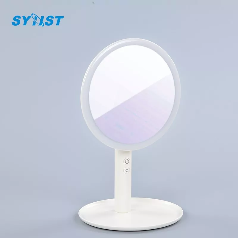 Apakah perbezaan antara cermin solek LED dan cermin solek biasa dengan lampu meja?